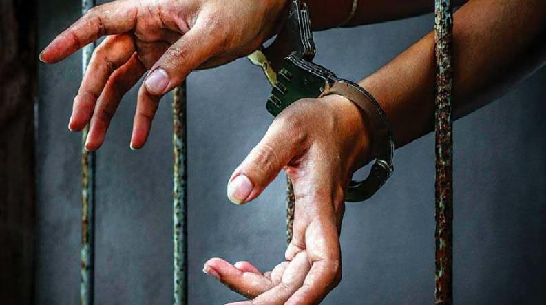 अमृतसर में दो आरोपी गिरफ्तार, नशा और पिस्तौल बरामद
